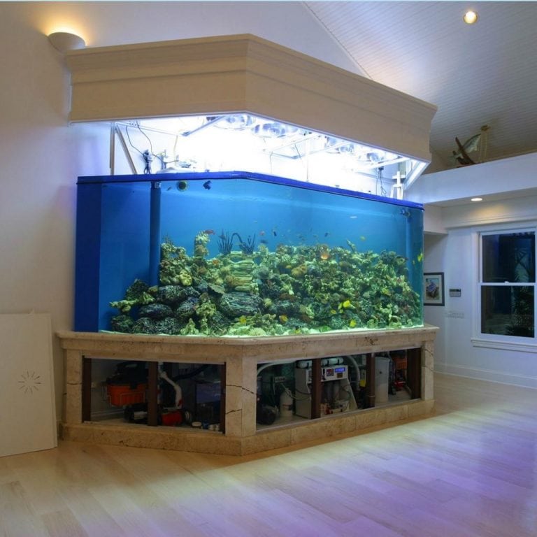 Can I use acrylic for an aquarium?