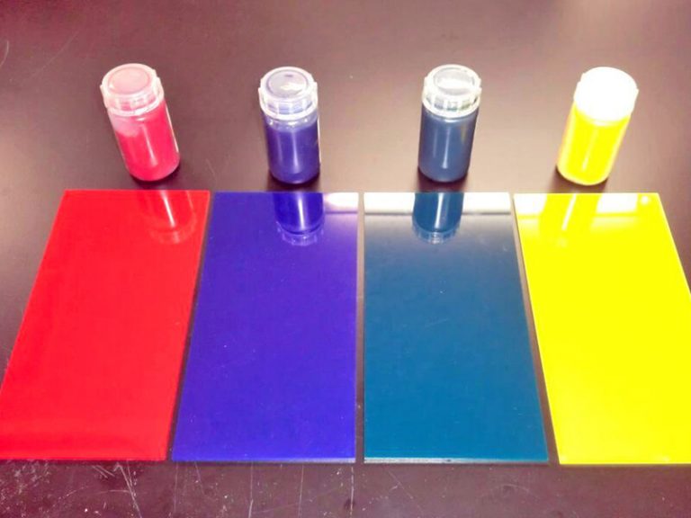 How to Dye Acrylic Plastic
