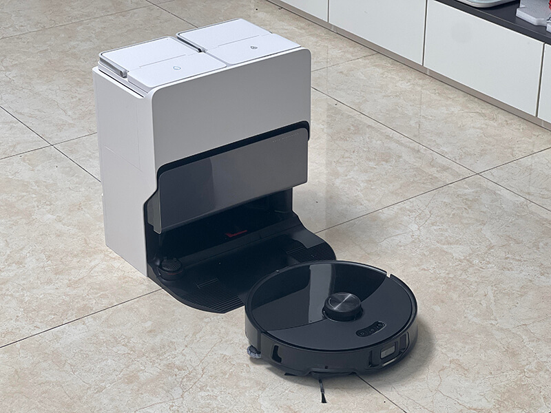 Infrared Transmitting PMMA for Camera of robot vacuum cleaner